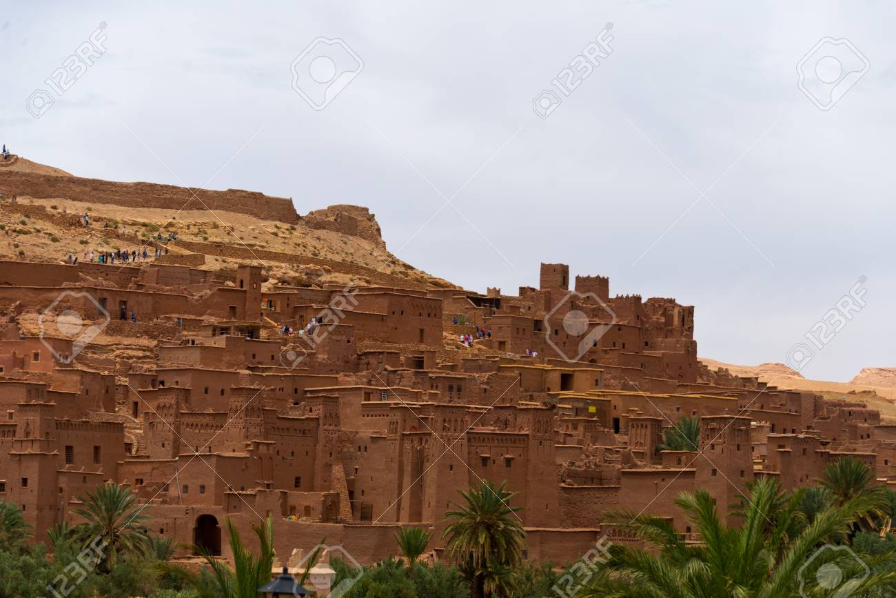 モロッコのベルベル人の要塞ハドゥの集落への粘土の建物 の写真素材 画像素材 Image