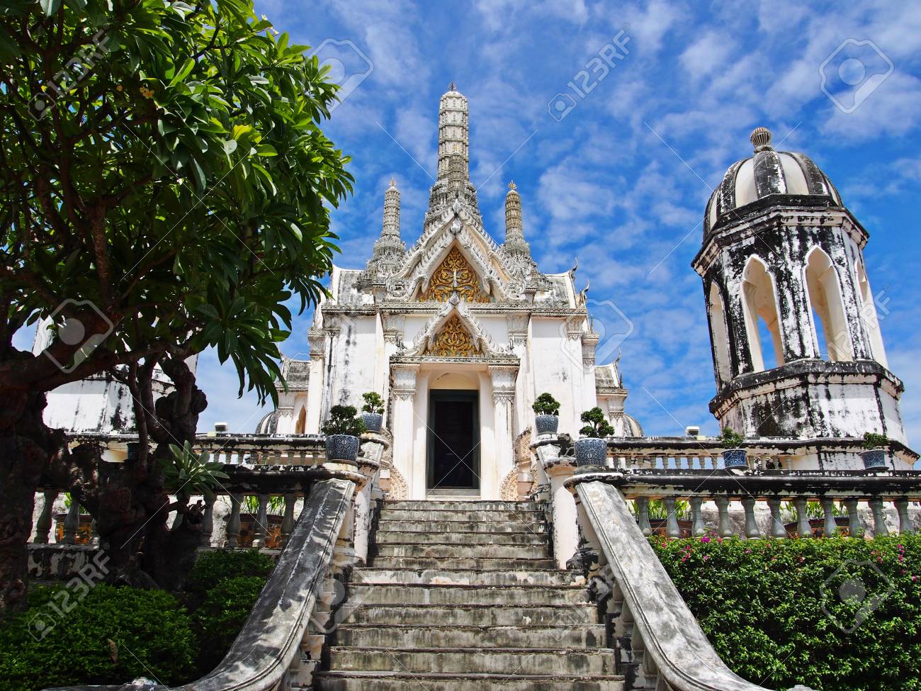 etiam-dictum-ipsum-a-felis