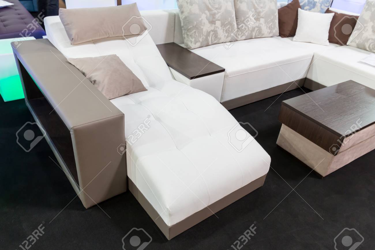 Moderne Weiche Möbel Für Wohnzimmer Lizenzfreie Fotos, Bilder Und ... Moderne Weiche Möbel Für Wohnzimmer Lizenzfreie Fotos, Bilder Und ...