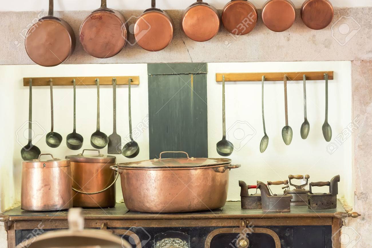 What's the Safest Cookware?, image size:1300x866