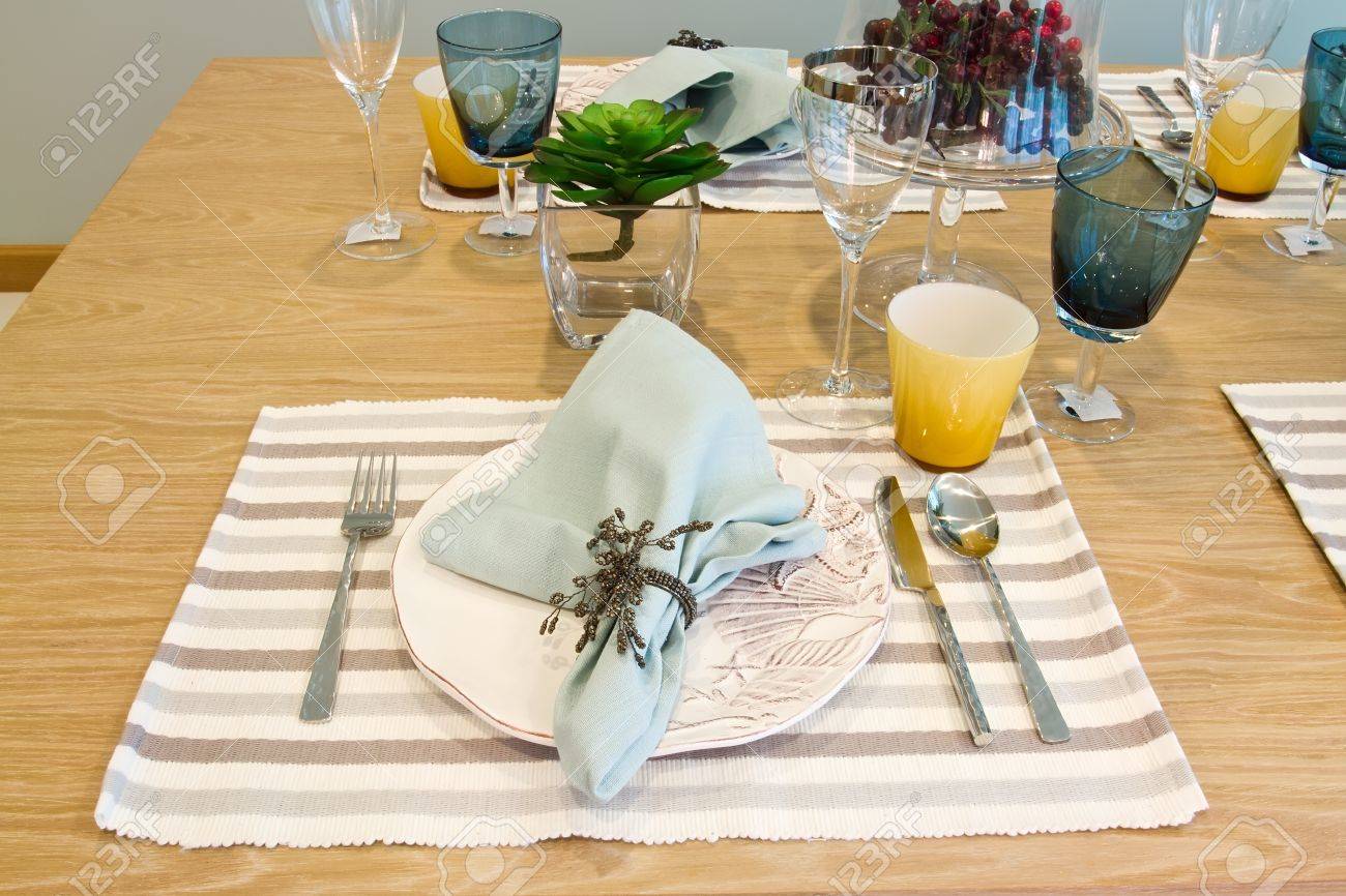 dinner table setup stock photo, picture and royalty free image dinner table setup stock photo, picture and royalty free image