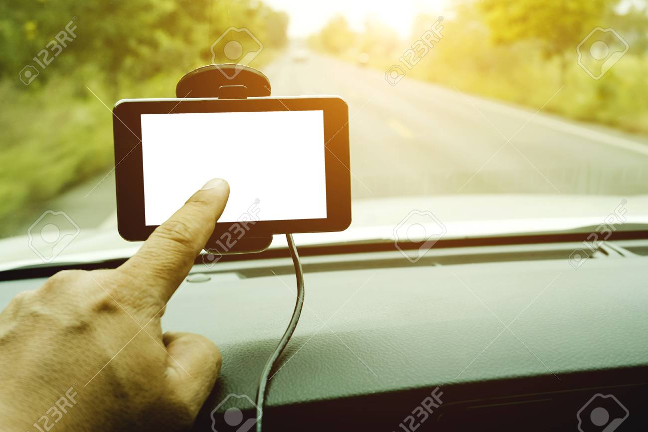 Gpsカーナビのクローズアップ 車は車に取り付けられました の写真素材 画像素材 Image