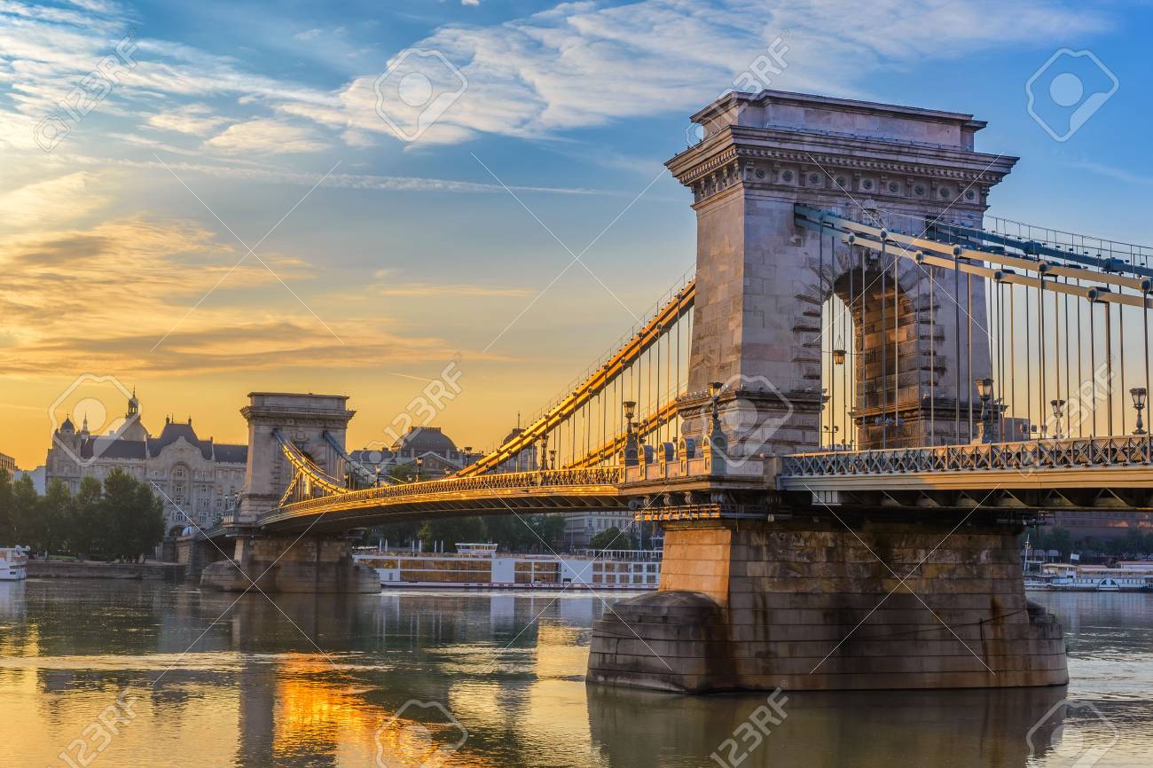 Pont Des Chaînes Szechenyi Budapest Hongrie Danube Ville Nuit