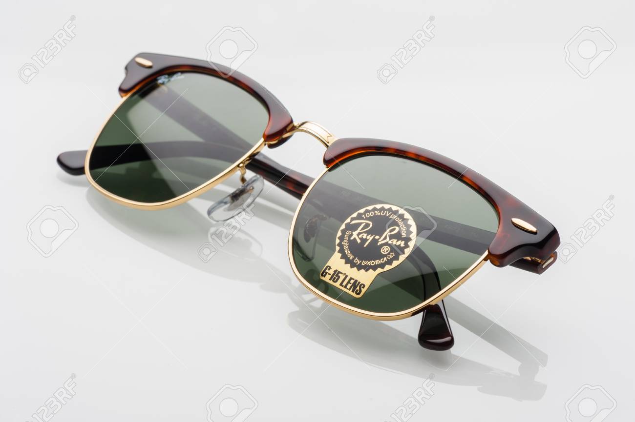 Décembre Lunettes BangkokThaïlande Des Rb3016 W0366 Une 2015Le Marque Soleil Club TortoiseEst De Ray 17 Et Ban Master UjLSMVGqzp