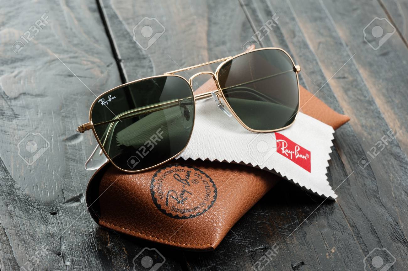 ray ban caravan leather