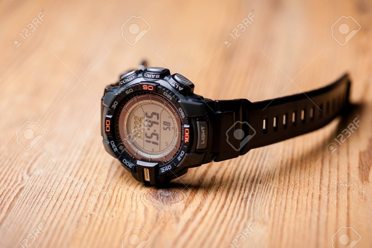 digital watch with countdown timer