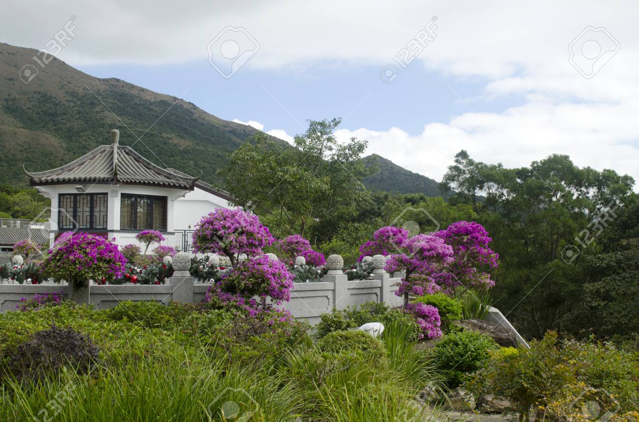 Fanza, Traditional Chineese House Stock Photo, Picture and Royalty Free  Image. Image 91545081.