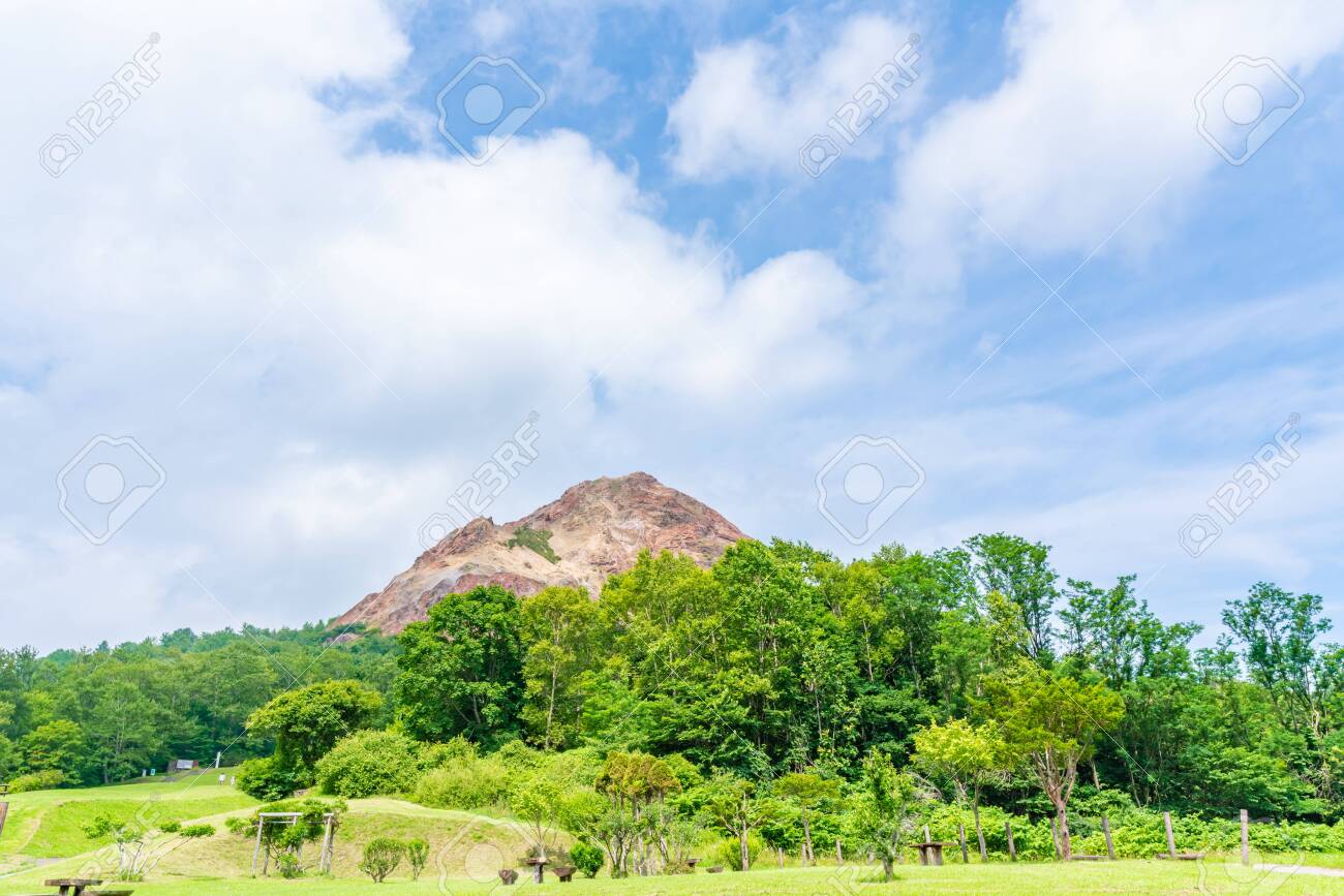 Hokkaido, Shikotsu Toya National Park, Showa Shinzan - 136597842 Hokkaido, Shikotsu Toya National Park, Showa Shinzan - 136597842