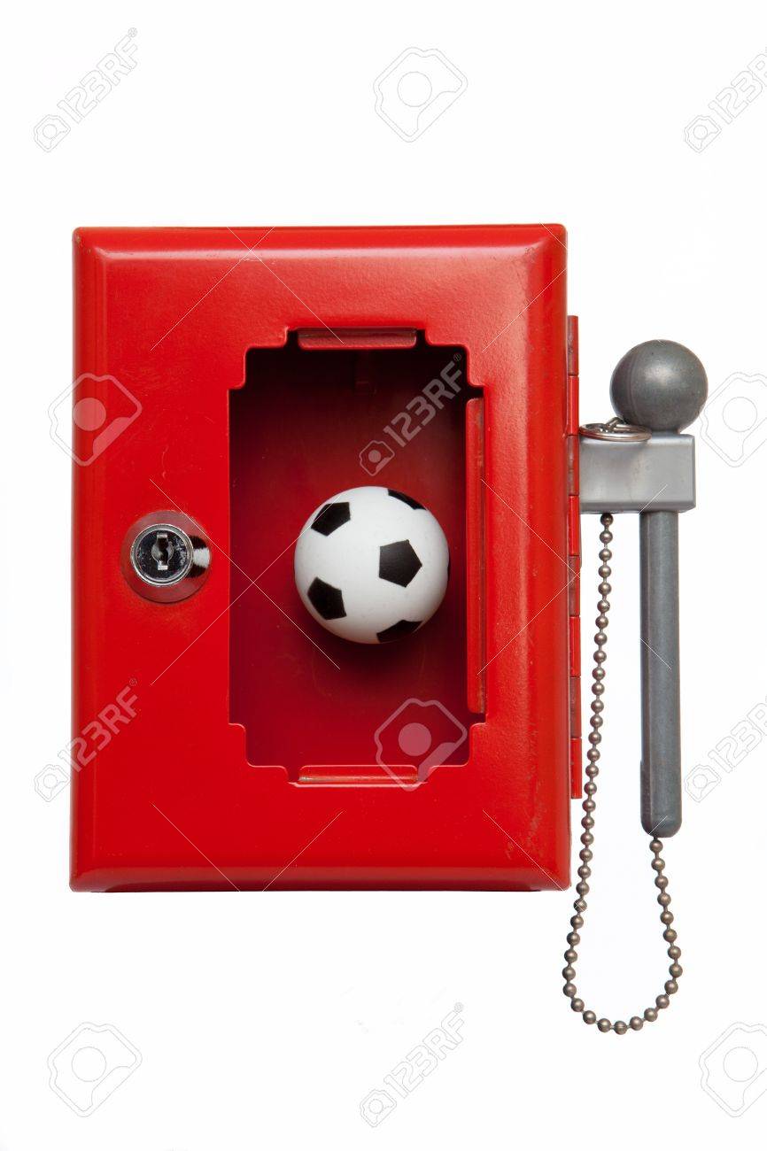 緊急サッカー ボール箱 の写真素材 画像素材 Image