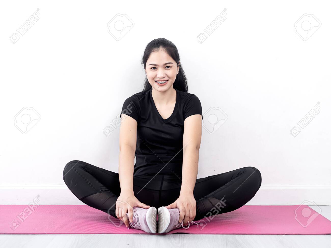 happy mat yoga