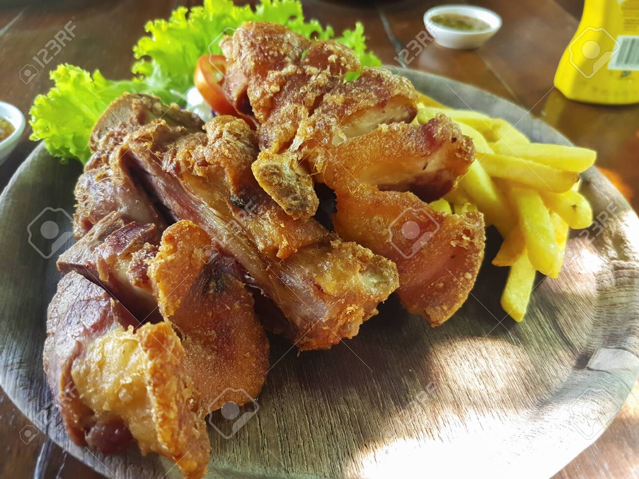 etiam-dictum-ipsum-a-felis