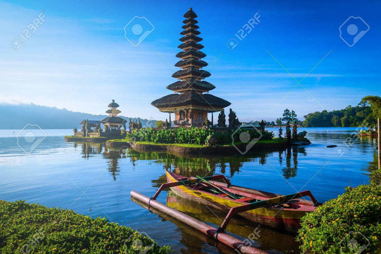Pura Ulun Danu Bratan Hindu Temple With Boat On Bratan Lake