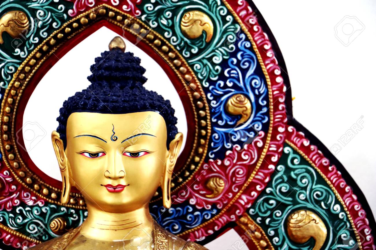 Kopf Der Buddha Statue Grosses Goldenes Hauptteil Von Buddha Statue In Thailand Lizenzfreie Fotos Bilder Und Stock Fotografie Image 82807049