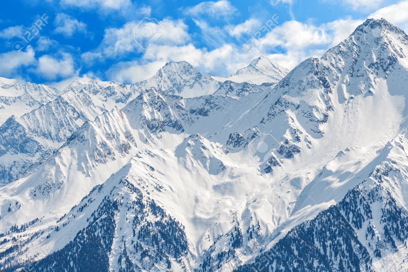 アルプスの雪山の風景写真の写真素材・画像素材 Image 67827979