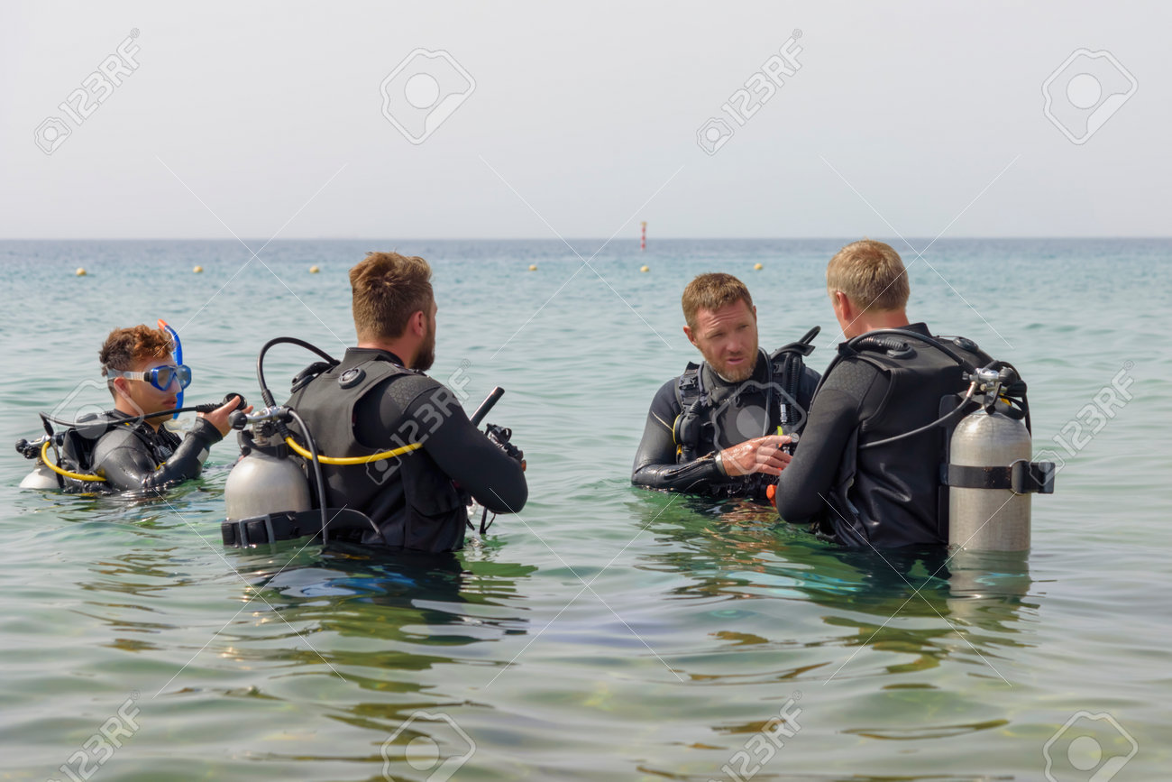 underwater apparatus