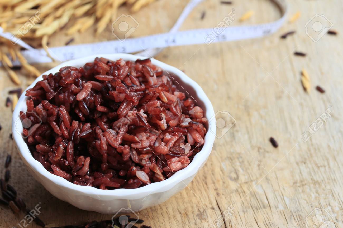 赤米を調理し 生 の写真素材 画像素材 Image
