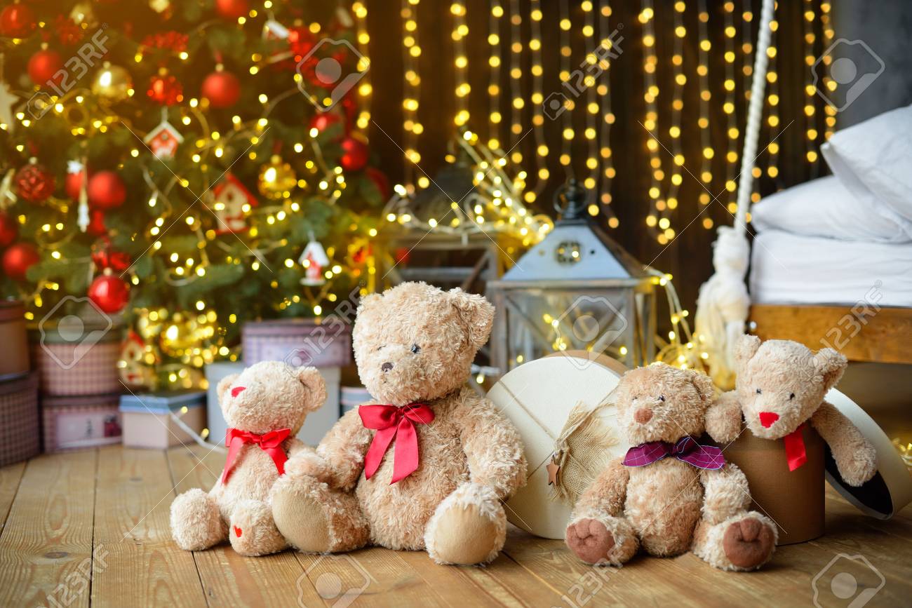 christmas tree with stuffed toys