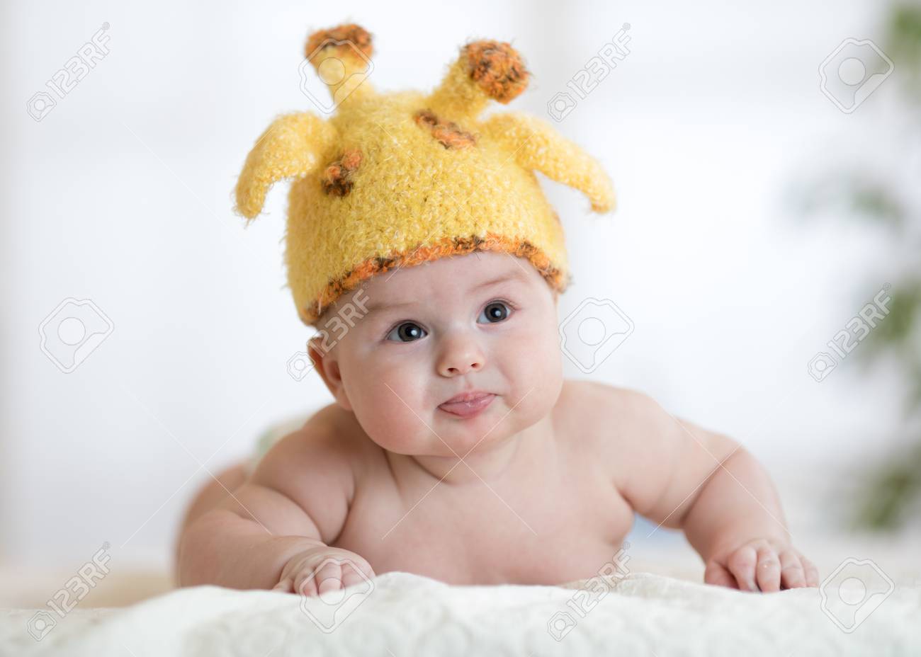 giraffe hat