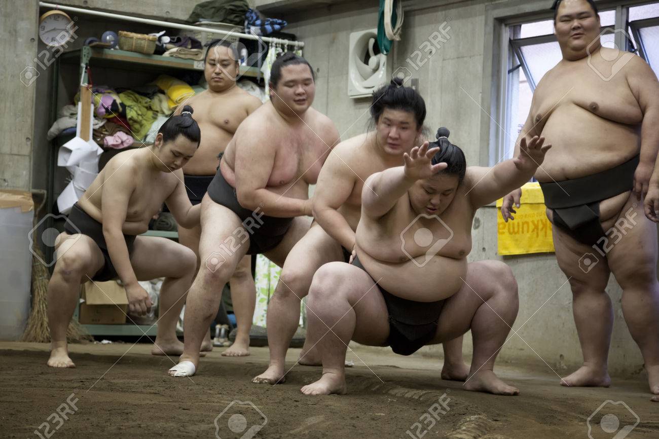 東京 日本 16 年 5 月 18 日 日本の相撲取りが 5 月 18 日東京での失速でトレーニングします 16 の写真素材 画像素材 Image 東京 日本 16 年 5 月 18 日 日本の相撲取りが 5 月 18 日東京での失速でトレーニングします 16 の写真素材 画像素材 Image