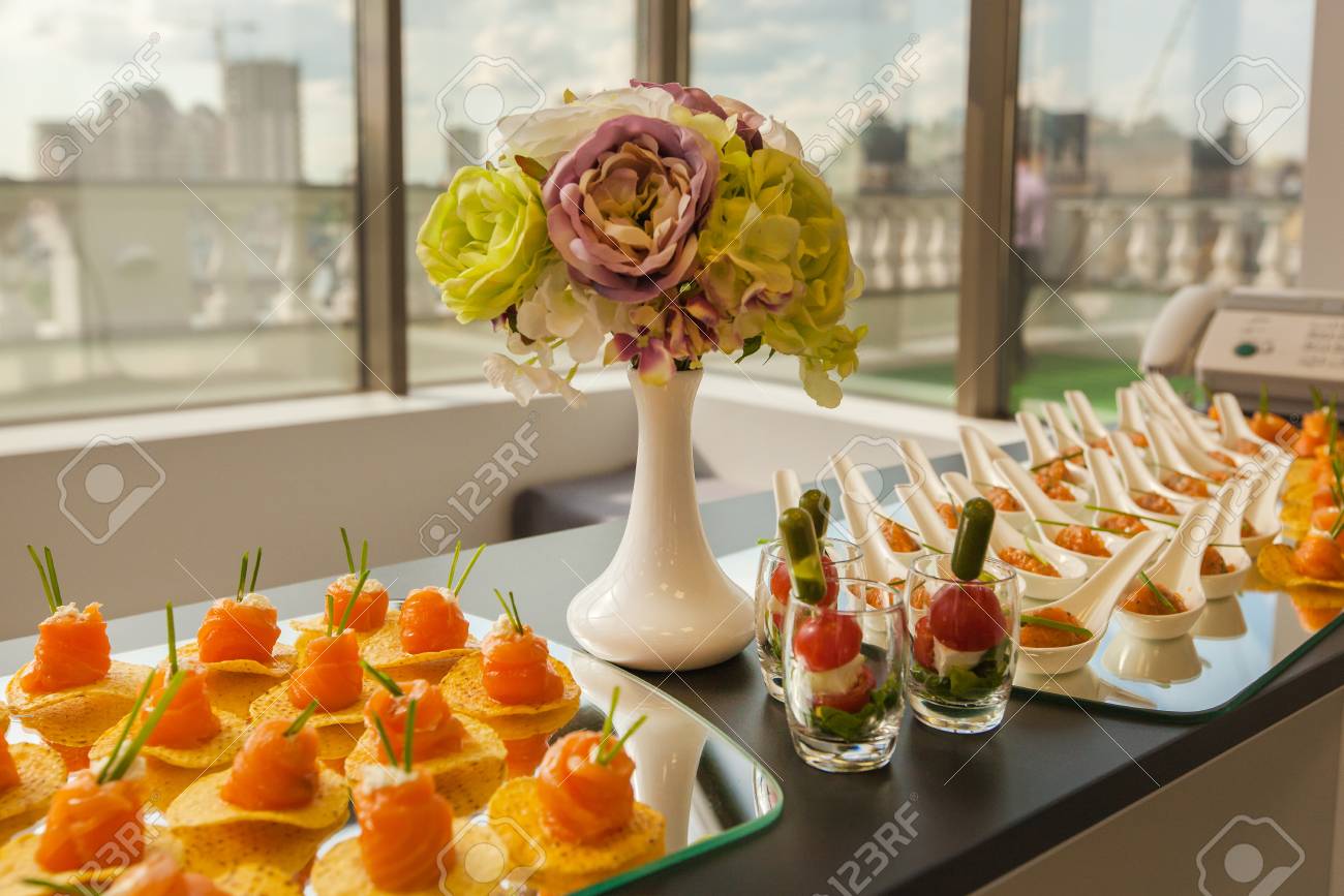 New tasty salads - festive table decoration 80 New tasty salads - festive table decoration 82