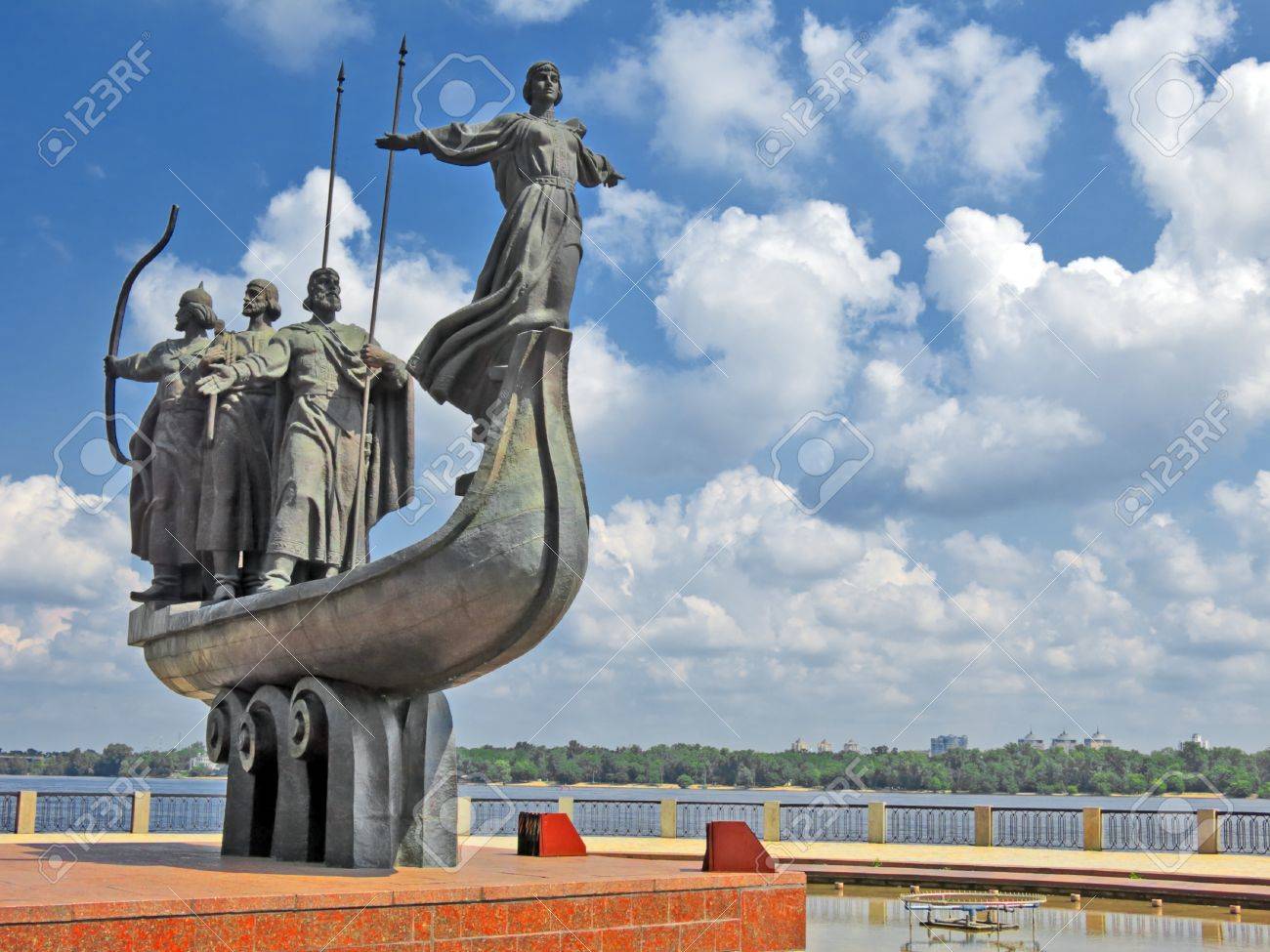 ウクライナ ロリ 