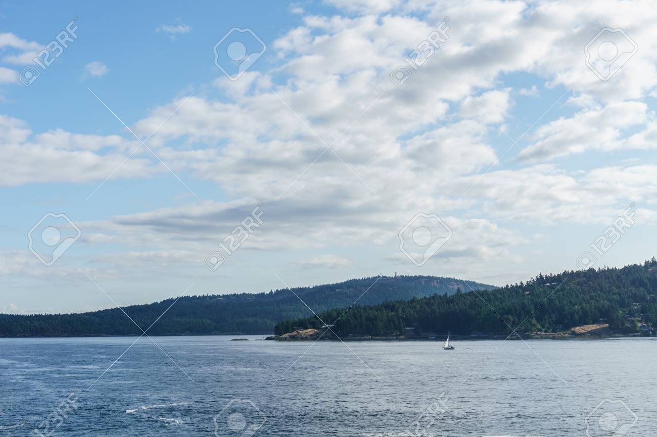 バンクーバー カナダ ブリティッシュ コロンビア州ビクトリア間ジョージア海峡 の写真素材 画像素材 Image