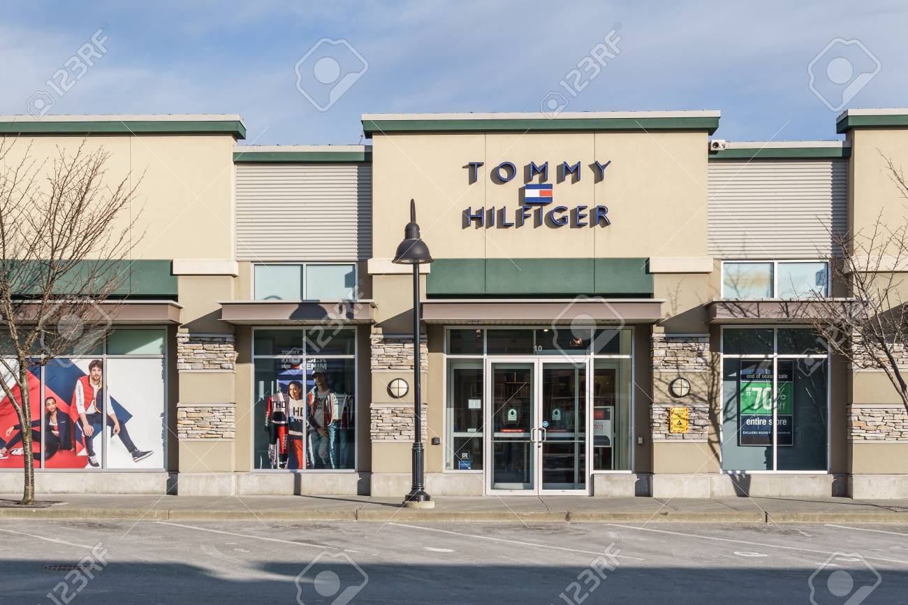 tommy hilfiger mall