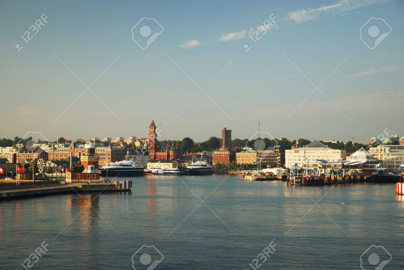 スウェーデンの都市ヘルシンボリは カテガット海峡そば の写真素材 画像素材 Image