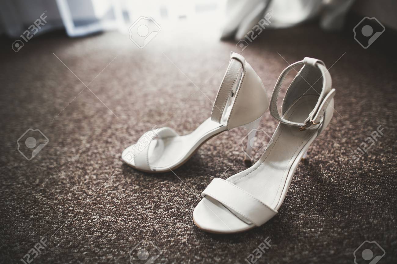 stylish wedding shoes