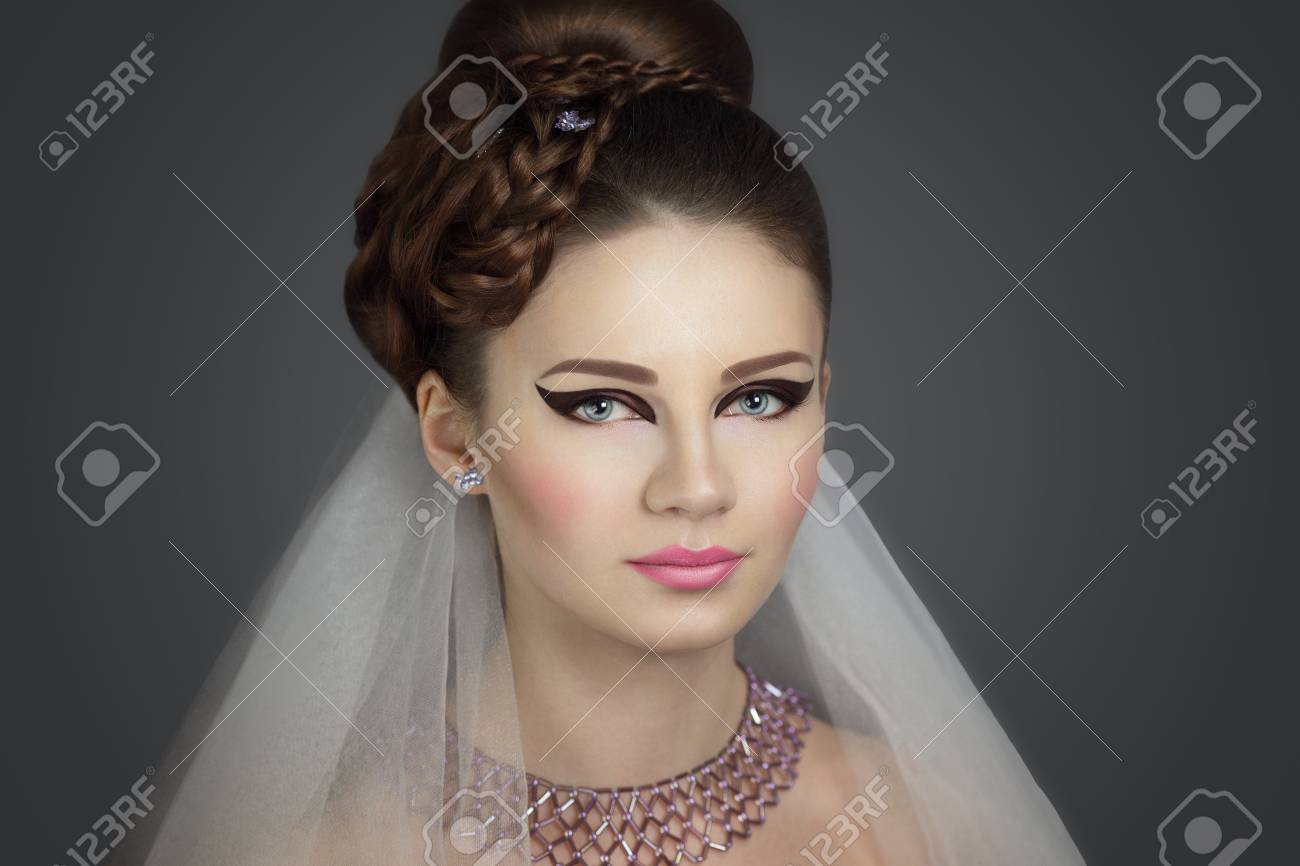 Free sex miniclip downloads Beautiful nude girls face