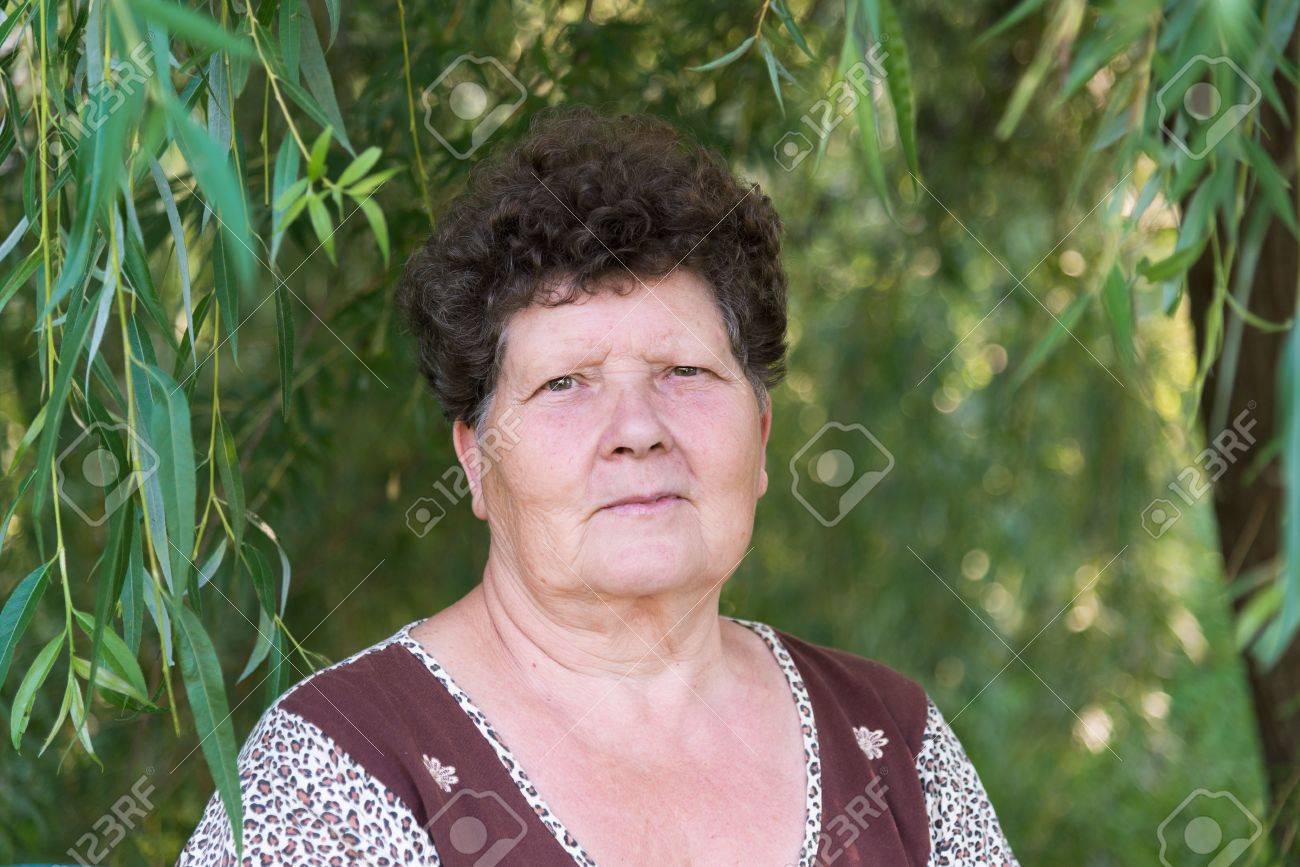 剛毛　熟女 