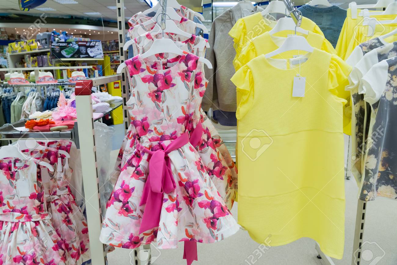 Tiendas de vestidos para niñas en medrano Clearance