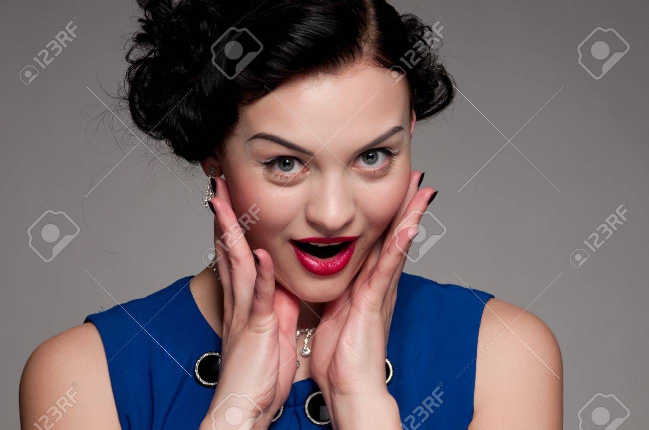 blue dress red lips