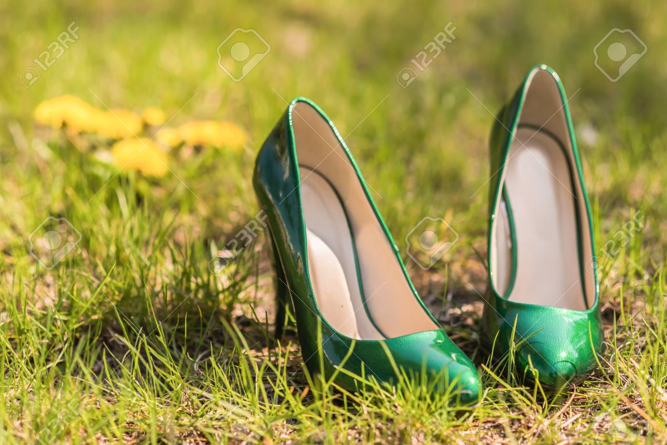 green bridesmaid shoes