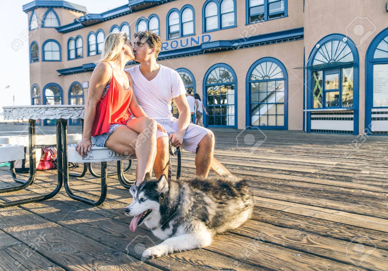 Santa Monica dating