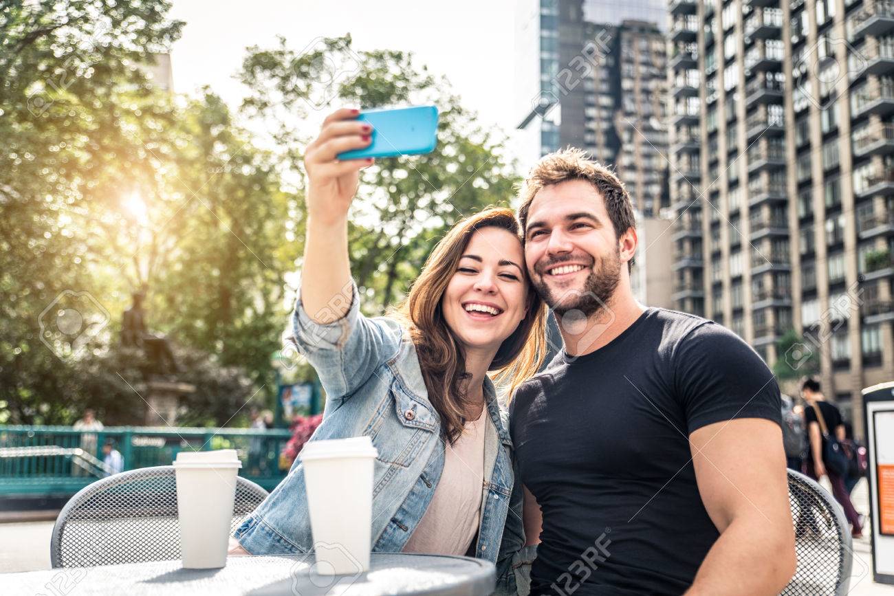dating service with photos