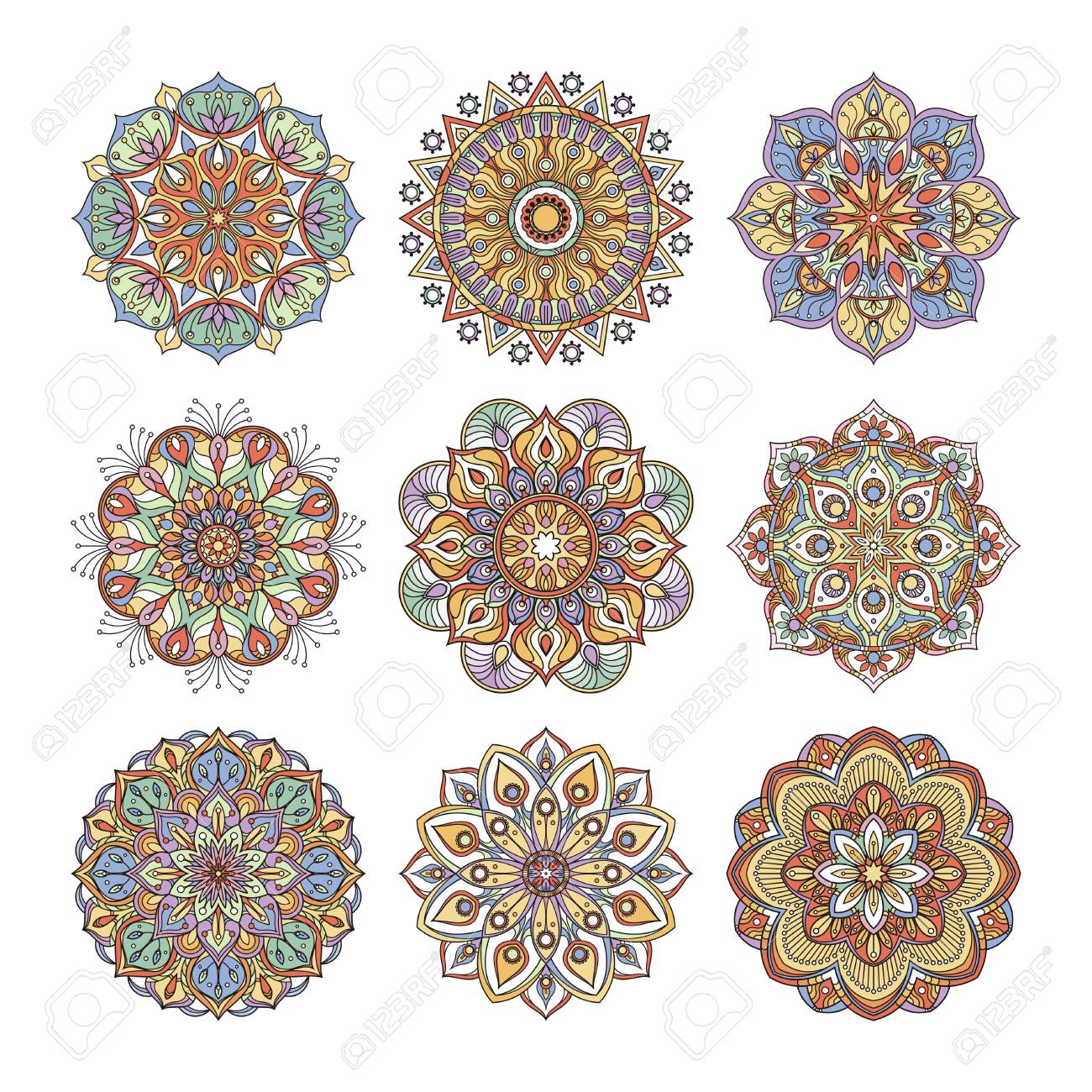 中国とインドの花模様 インドのマンダラ セットを色します ヨガのイラストを白い背景を分離します のイラスト素材 ベクタ Image 78411840