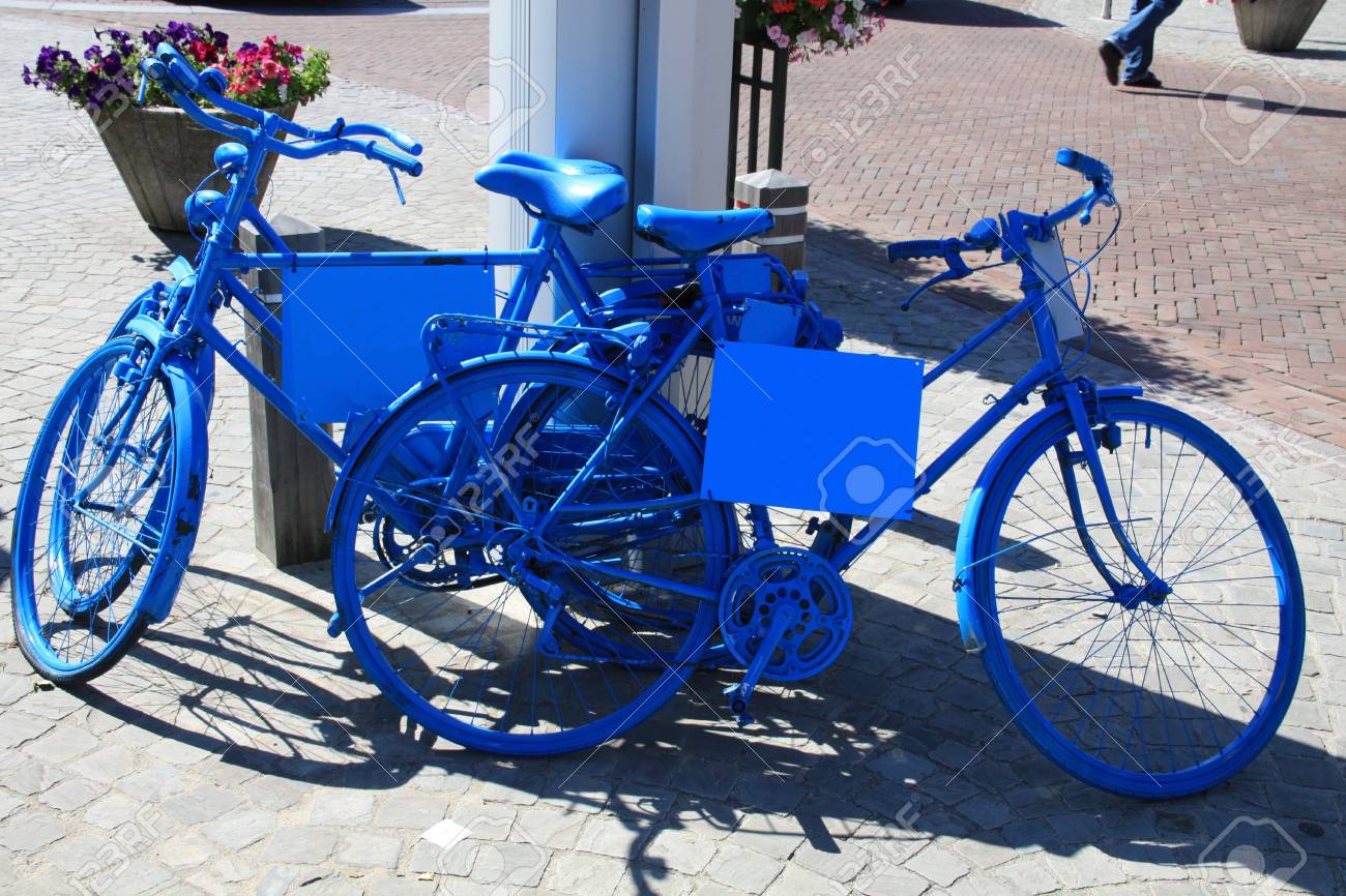 青い自転車の写真素材・画像素材 Image 36565766