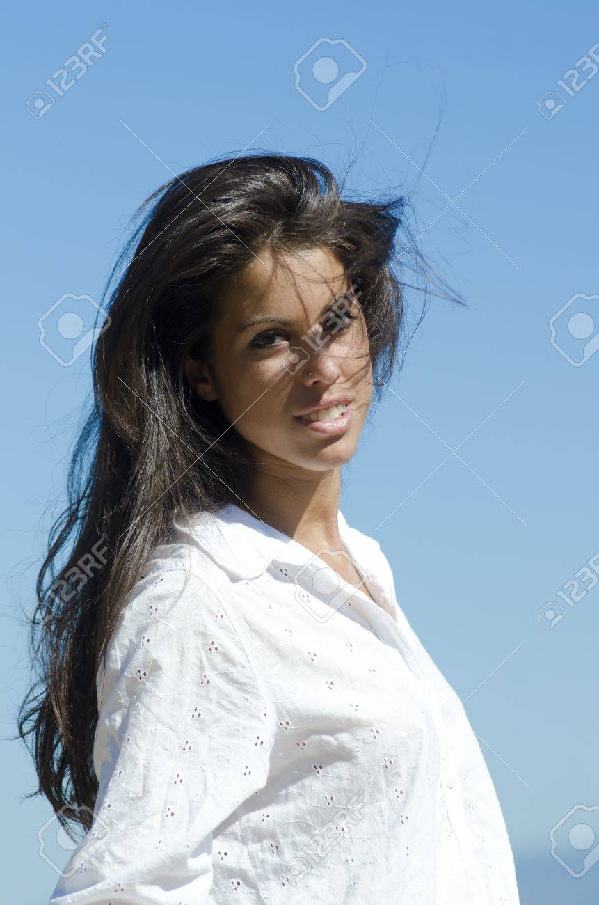 Forefround 少女地中海の甘い顔 の写真素材 画像素材 Image