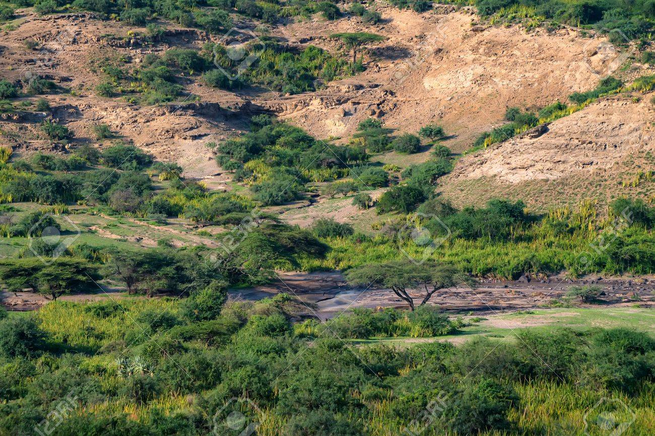 オルドバイ渓谷の風光明媚なビュー の写真素材 画像素材 Image