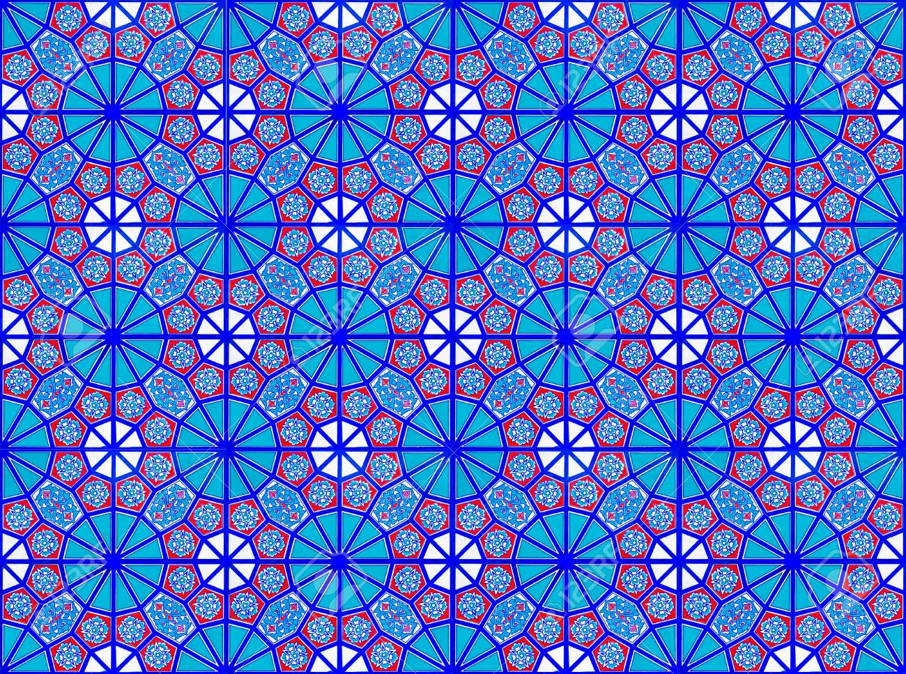 Mosaik Fliesen Muster Lizenzfreie Fotos Bilder Und Stock Fotografie Image 55736676