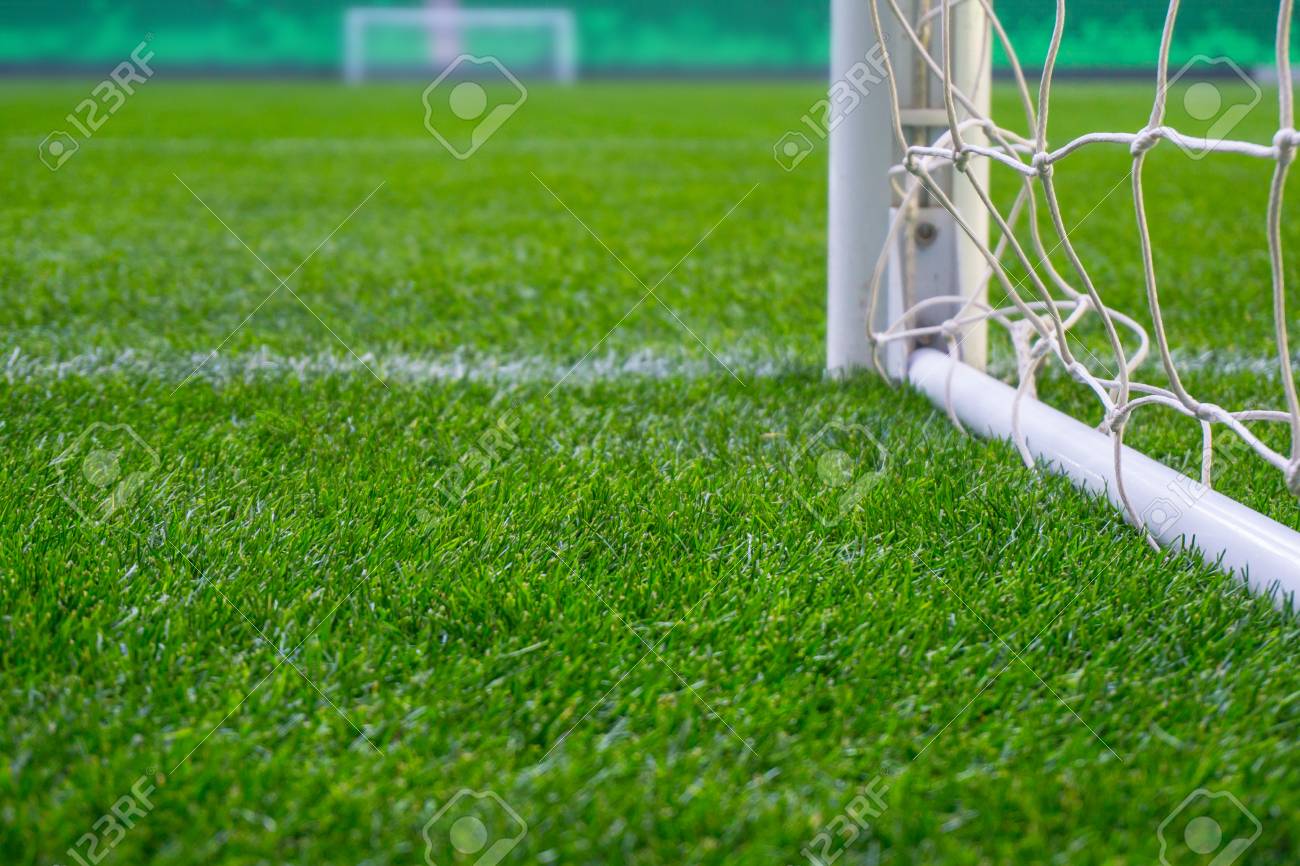 fußballplatz auf grünem gras tag morgen 123rf fußballplatz mit grünem gras fußballtor auf der stadionarena standardbild 73202467 mit grünem auf der stadionarena fußballplatz auf grünem gras tag morgen 123rf fußballplatz mit grünem gras fußballtor auf der stadionarena standardbild 73202467 mit grünem auf der stadionarena