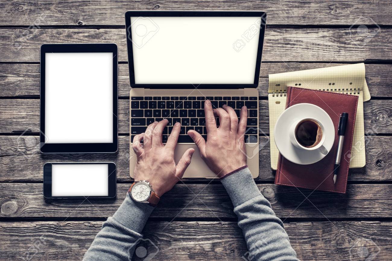 Resultado de imagen de escritor con pc