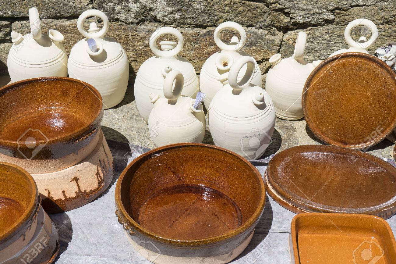 タパス 料理 中世公正 台所用品の手作りで Crocks の写真素材 画像素材 Image タパス 料理 中世公正 台所用品の手作りで Crocks の写真素材 画像素材 Image