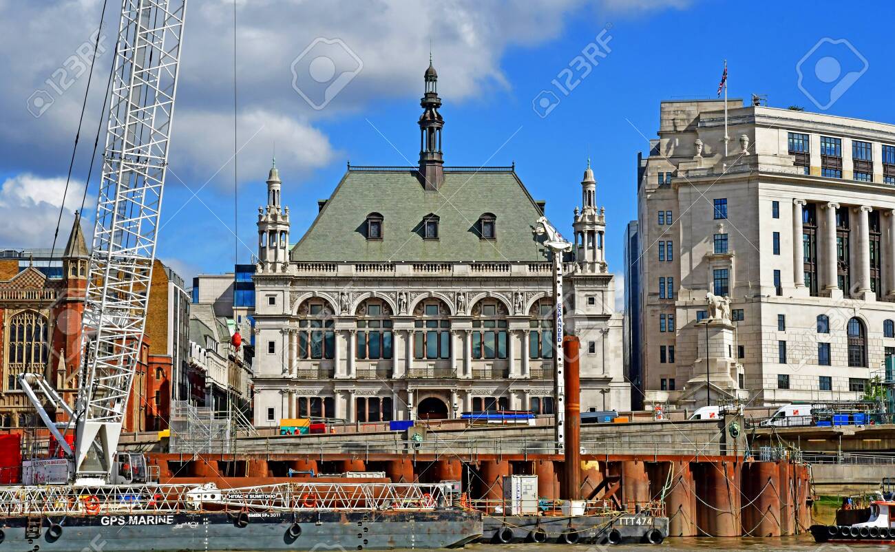 etiam-dictum-ipsum-a-felis