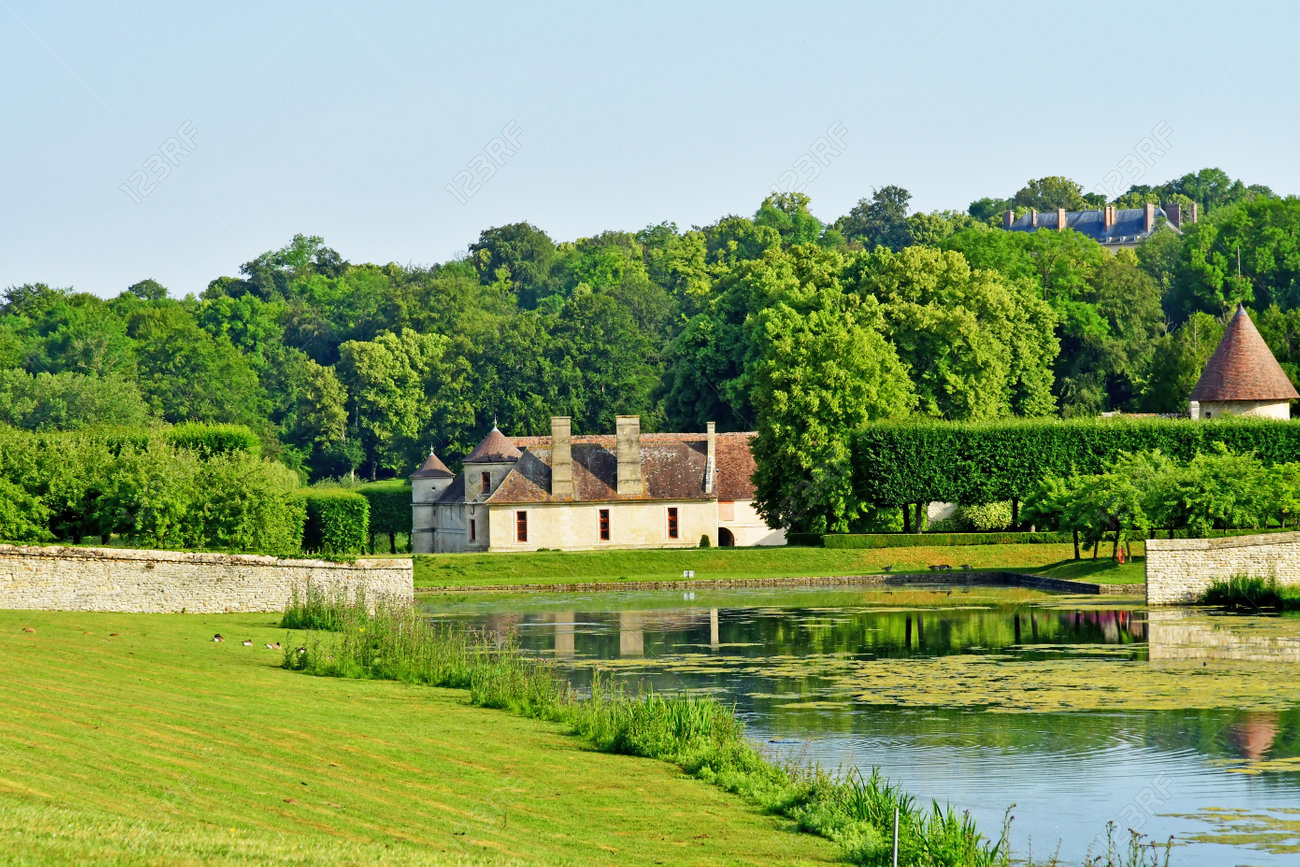 etiam-dictum-ipsum-a-felis