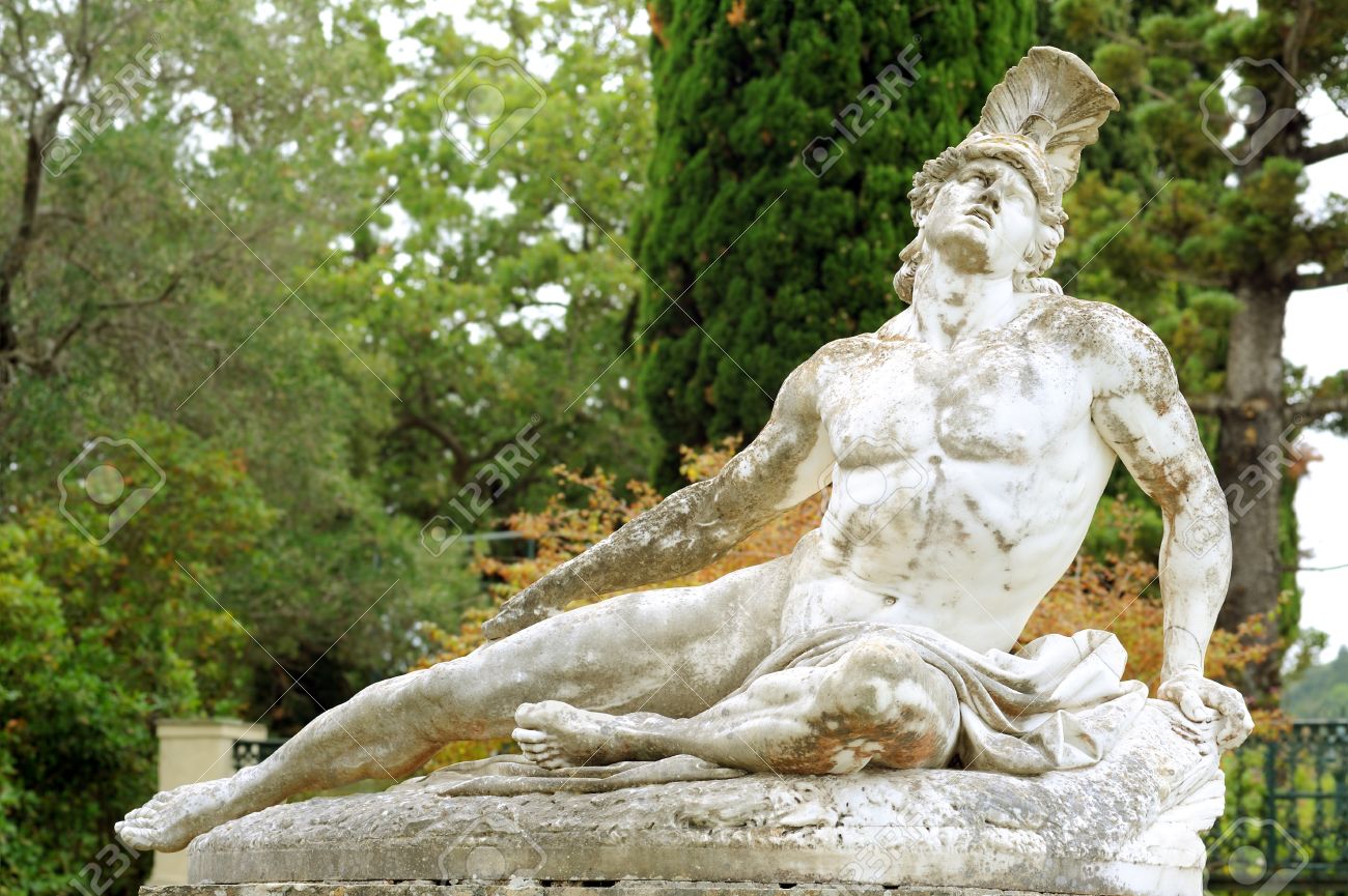 横たわる負傷したギリシャ戦士 - アファイア神殿 長さ60cm ギリシア神話 Amazon.co.jp: アキレス対ヘクター トロイの戦い ギリシャ神話像