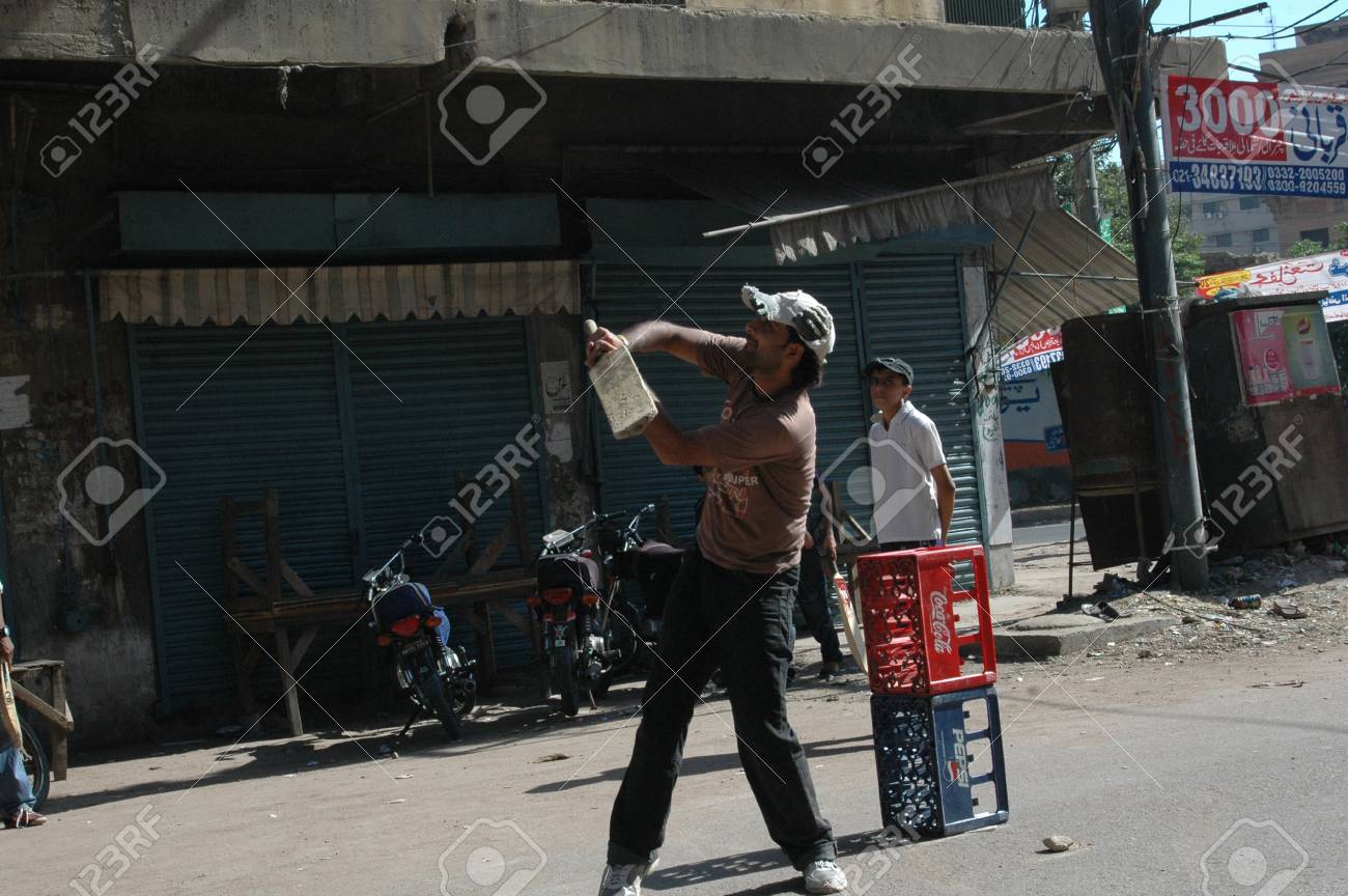 Karachi Pakistan_ Pakistani Playing Circket On Street Cricket Sport Is In Pakistani Blood Pakistani Do Karachi Pakistan_ Pakistani Playing Circket On Street Cricket Sport Is In Pakistani Blood Pakistani Do