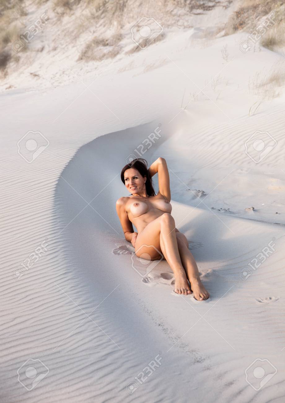 Young Girls Nu Beach