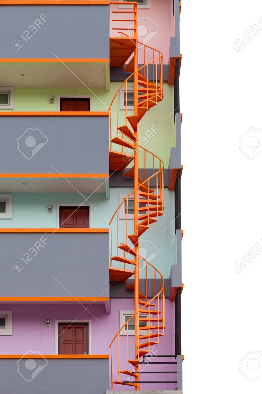 モダンなマンション生活の螺旋階段 の写真素材 画像素材 Image